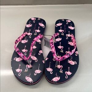 NWT Vera Bradley Navy and Pink Flamingo Sandals Flip-Flops Size 9-10